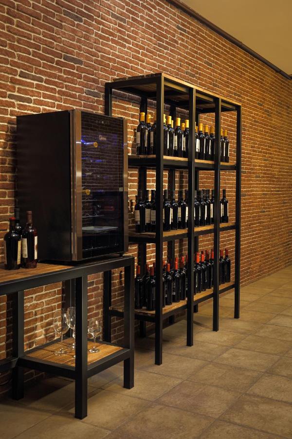 Winehouse Old Qvevri Apartments Тбилиси Екстериор снимка